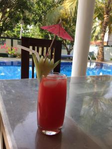 Bazén v ubytování Sri Ra'anana Villa nebo v jeho okolí