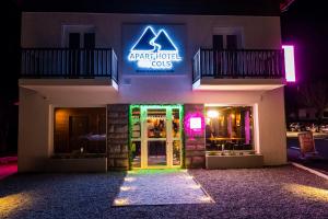 Certifikát, hodnocení, plakát nebo jiný dokument vystavený v ubytování Apart Hôtel des Cols