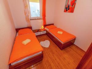 Posteľ alebo postele v izbe v ubytovaní Holiday Home in Croatia near the Sea