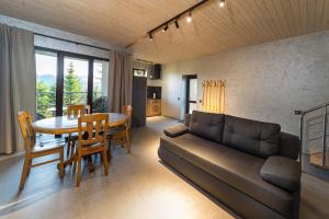 Зона вітальні в Апарт- готель SunRay Skhidnytsya