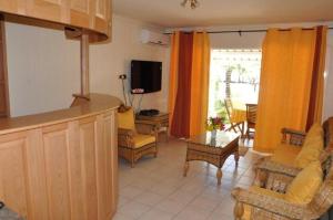 Gallery image of Villas Right ON the Beach Belle Mare in Belle Mare