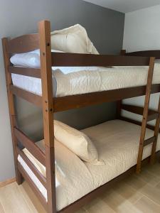 Postel nebo postele na pokoji v ubytování Boker Tov Pucón