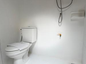 Koupelna v ubytování Cosy Lodge MRT Phra Ram 9 + 64 fotografií