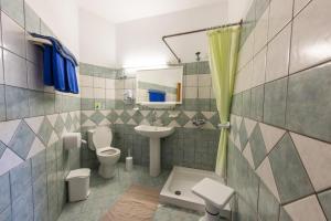 Vannituba majutusasutuses Aphrodite Beach Hotel Corfu