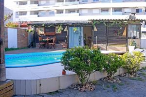 Πισίνα στο ή κοντά στο Floriarte Hostel & Guesthouse