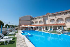 Bassein majutusasutuses Aphrodite Beach Hotel Corfu või selle lähedal