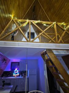 Kuchyň nebo kuchyňský kout v ubytování A-frame Muchia Scortii