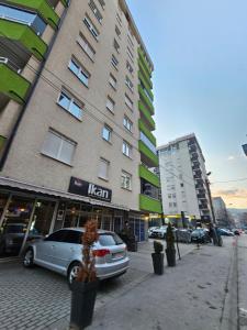 Το κτήριο όπου στεγάζεται  το διαμέρισμα