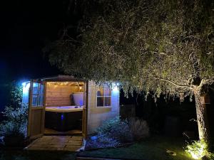 Κήπος έξω από το Gîte & SPA du croquet