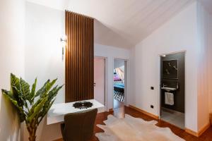 TV a/nebo společenská místnost v ubytování Chalet Belle Vue