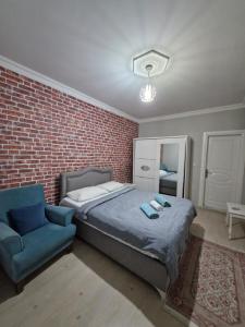 Postel nebo postele na pokoji v ubytování Grandvadi Villa kapalı ısıtmalı havuz