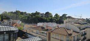 Nespecifikovaný výhled na destinaci Arcachon nebo výhled na město při pohledu z apartmánu