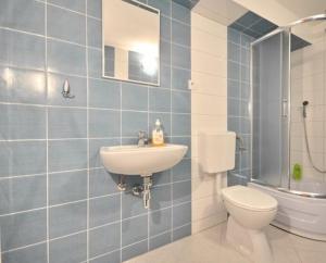 Koupelna v ubytování Apartment Čulić