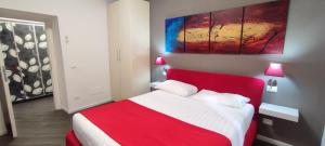 Una cama o camas en una habitación de Vatican City San Peter quiet and lovely apartment