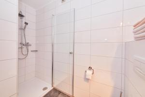 Bilik mandi di Ferienwohnung Liva Wohnung C +5 gambar
