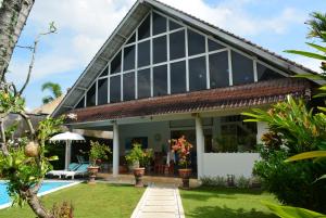 Gallery image of Villa Raquel in Seminyak