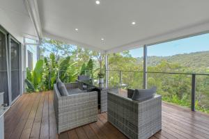 WongawallanにあるLuxurious 4-BR Hinterland Retreat - Scenic Viewsのギャラリーの写真