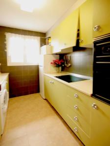 Kuchyňa alebo kuchynka v ubytovaní Apartment Montañar