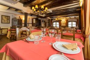 Restaurace v ubytování Hotel La Posada Regia