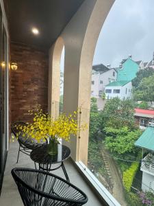 Balkoni atau teres di Sky View Memory Inn