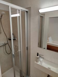 Łazienka w obiekcie Hotel Gesser