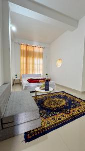 Ruang duduk di Villa Vivian Elegance AC