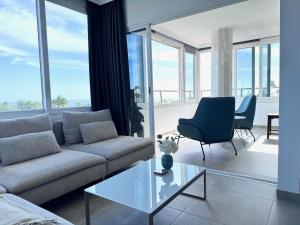 Posedenie v ubytovaní Excelsior I Sea View Apartment
