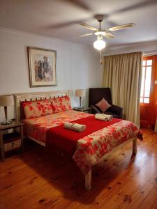 Katil atau katil-katil dalam bilik di Le Bay Lodge +55 gambar