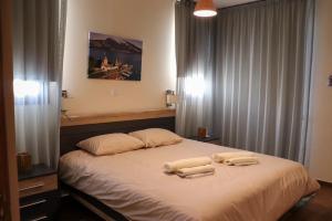 Postel nebo postele na pokoji v ubytování Marios Villa + 27 fotografií