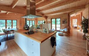 Foto dalla galleria di Lovely Home In Anderstorp With Wifi ad Anderstorp