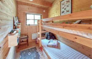 Letto o letti in una camera di Lovely Home In Anderstorp With Wifi