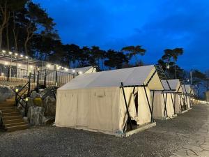 Fotografie z fotogalerie ubytování Seosan Godeunnam Glamping v destinaci Seosan
