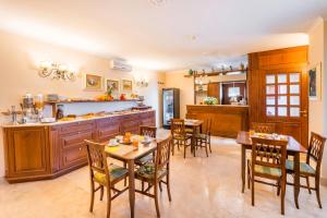 Istumisnurk majutusasutuses Altea Suites