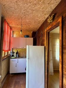 Η κουζίνα ή μικρή κουζίνα στο the old hut