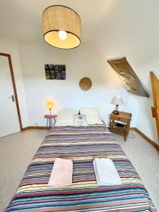 Zdjęcie z galerii obiektu Maison de vacances tout confort 500m des plages w mieście Locmariaquer