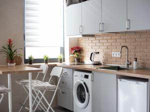 Кухня или мини-кухня в New Light Cozy Stay Ruzafa
