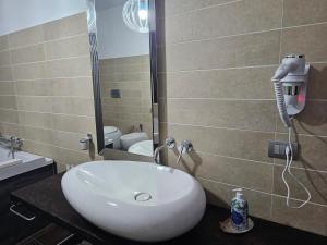 Koupelna v ubytování Blue Hole b&b Santeramo in colle e Jacuzzi Suite
