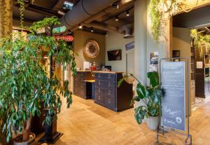 Vstupní hala nebo recepce v ubytování B&B HOTEL Clermont-Ferrand A71-A75 La Méridienne