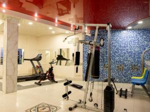 Fitness centrum a/nebo fitness zařízení v ubytování Comfort Hotel