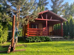 Κήπος έξω από το Kaszubski Zakątek