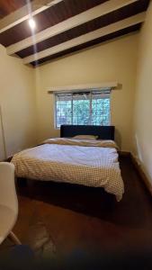 Postel nebo postele na pokoji v ubytování Mad Vervet Nairobi Backpackers Hostel