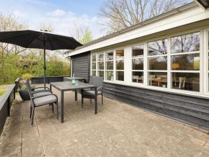 Balkón nebo terasa v ubytování Holiday Home Mahalia - 300m from the sea by Interhome