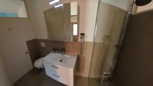7Rooms的一间浴室