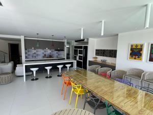 Φωτογραφία από το άλμπουμ του Casa luxuosa na Praia de Guarajuba Bahia σε Camassari