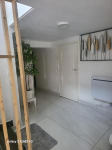 Fotografie z fotogalerie ubytování Chambre privée chez l'habitant v destinaci Longvic