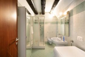 Ένα μπάνιο στο Casa vacanza Civetta +16 φωτογραφίες