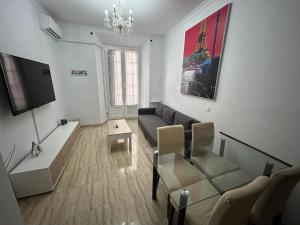 Televízia a/alebo spoločenská miestnosť v ubytovaní Apartamento Marín García C - Centro Histórico