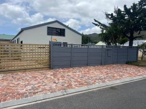 Billede fra billedgalleriet på Private cottage with Mountain view, 10 min to Beach i Cape Town