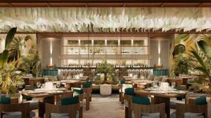Restaurace v ubytování Mandarin Oriental Downtown, Dubai