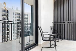 Balcone o terrazza di Canal View 1BR at Yas Island
